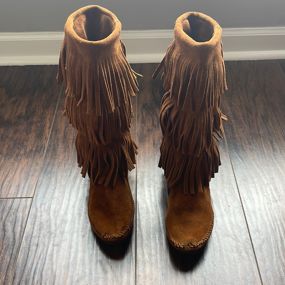 Minnetonka Fringe Moccasin Boots